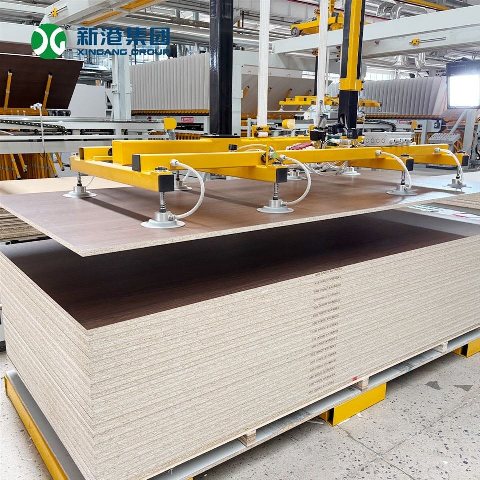 Furniture Board Melamine Chipboard high quality